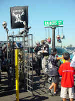 Raiders St.jpg (300727 bytes)